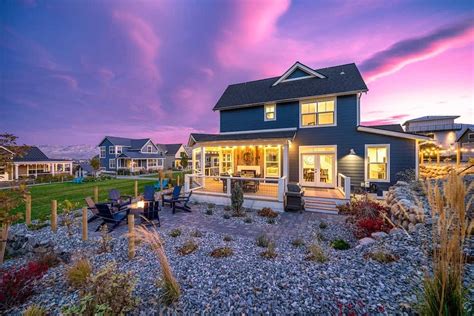The lookout chelan - 5 beds, 3.5 baths, 2621 sq. ft. house located at 128 Bobcat Ln, Chelan, WA 98816 sold for $1,900,000 on Nov 4, 2022. MLS# 1993296. Stunning turn-key home at The Lookout!